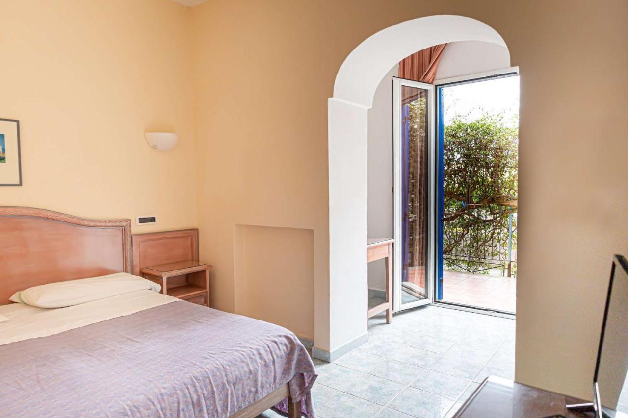 Hotel Royal Terme Ischia Exterior photo