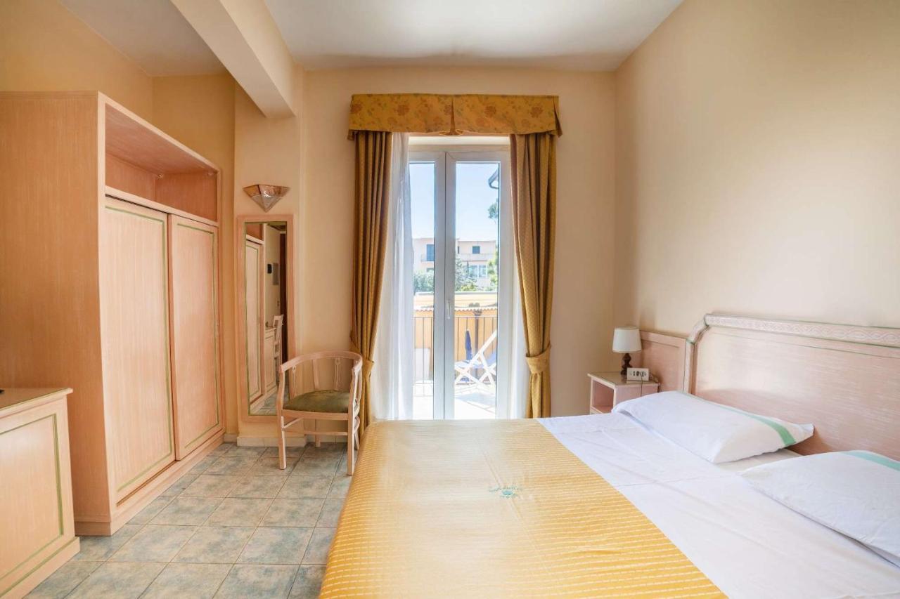 Hotel Royal Terme Ischia Exterior photo