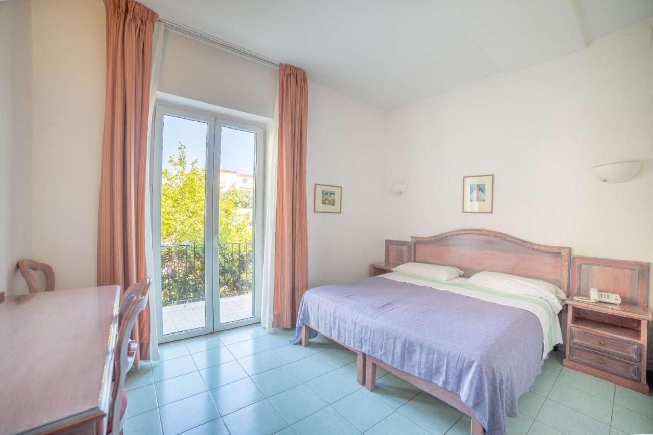Hotel Royal Terme Ischia Exterior photo